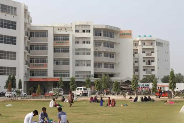 Al-Falah Hospital campus building