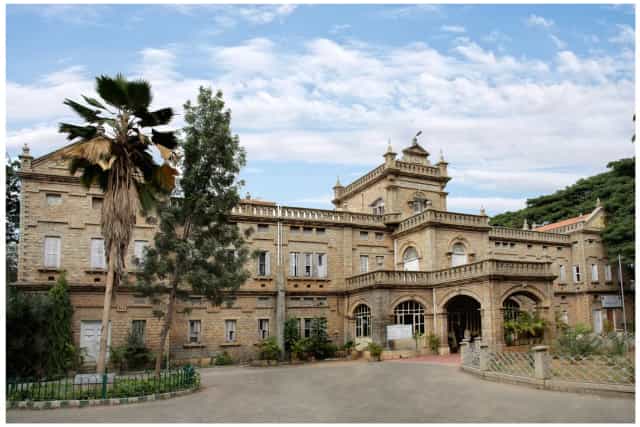 Bangalore Medical College and Research Institute (BMCRI) heritage building, Bengaluru