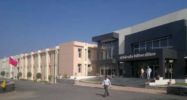 Dr. Vikhe Patil Memorial Hospital building at Vilad Ghat, Ahilyanagar (Ahmednagar) — the teaching hospital of Padmashri Dr. Vithalrao Vikhe Patil Medical College