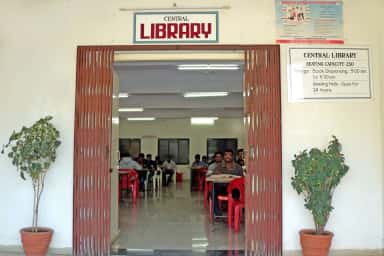 ACPM Medical College central library entrance