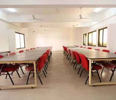 Reading hall of the central library at Ananya College of Medicine & Research, Kalol