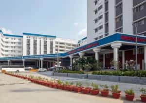 Modern hospital block at the Christian Medical College Ranipet campus, Vellore district, Tamil Nadu