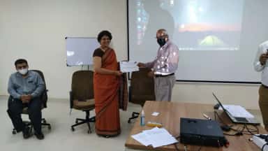 A guest lecture session for MBBS students at Dr. N. D. Desai Faculty of Medical Science & Research, Nadiad