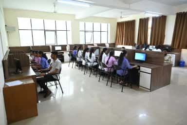 Computer laboratory at Krishna Institute of Medical Sciences, Karad