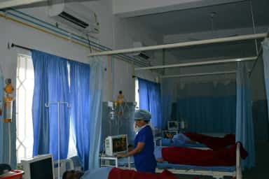 Maheshwara Medical College hospital facility