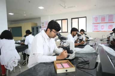 Students at microscopes in the histology laboratory, PESUIMSR Bengaluru