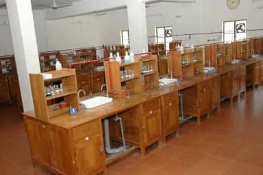 SUTAMS laboratory/facility image from official website
