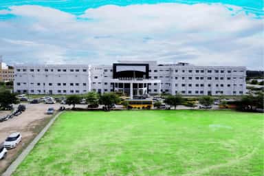 Subbaiah Hospital building and grounds on the Subbaiah Institute of Medical Sciences campus, Shimoga