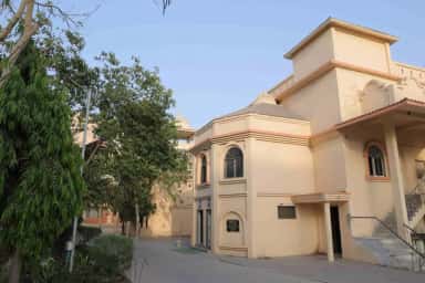 Campus building at the Swaminarayan University / SIMSR campus, Kalol