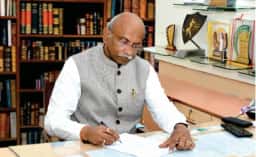 Adv. Nitin Baburao Thakare