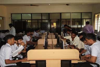 VCE Puttur photo