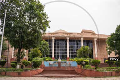 IIT Roorkee photo