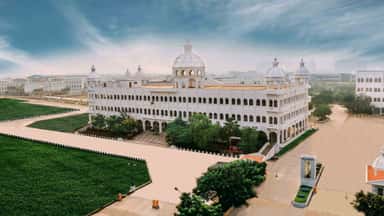 Sathyabama photo