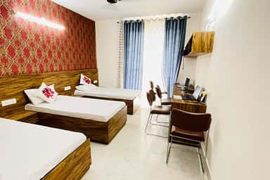 GCE Noida photo