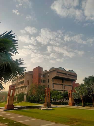 GCE Noida photo