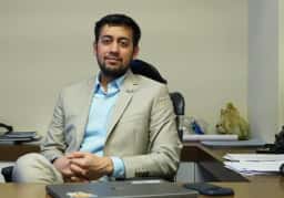 Mr. Dhermesh Manghnani