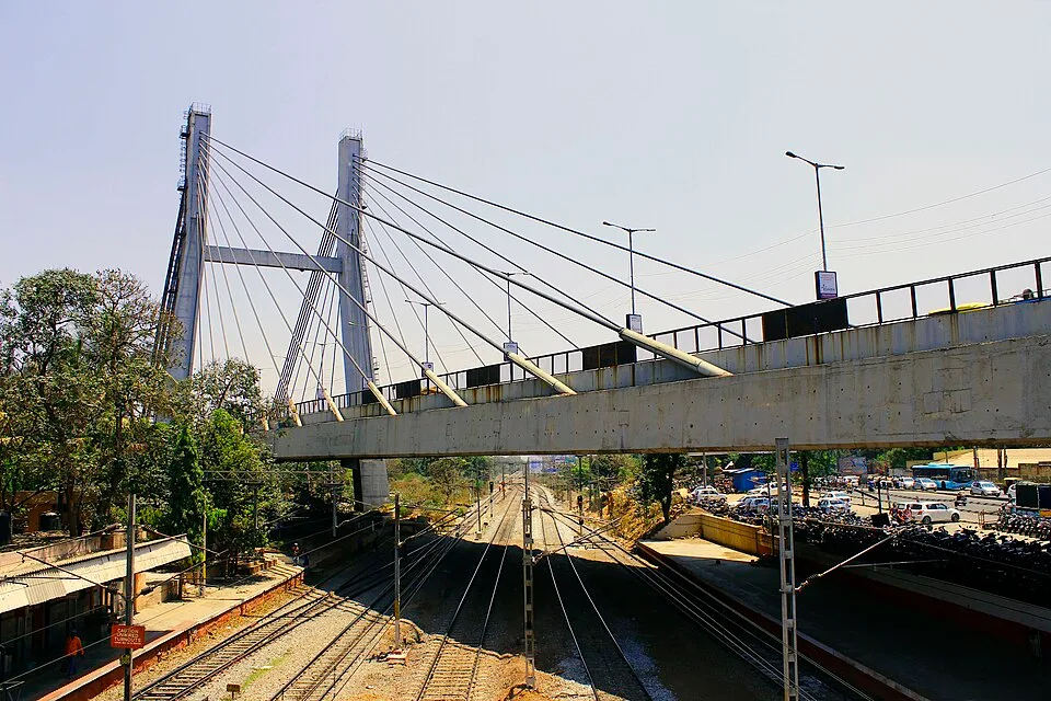 Cable stayed bridge on Old Madras Road (NH-4), above Krishnarajapuram railway station — government-polytechnic-channasandra-bengaluru