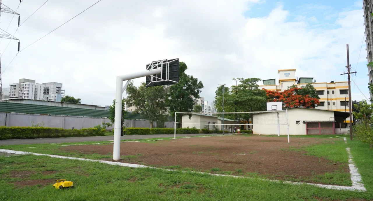 Frame 1171277512 — INDUS BUSINESS SCHOOL