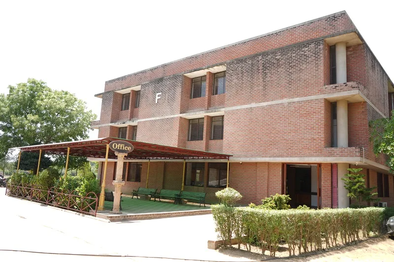 campus 6