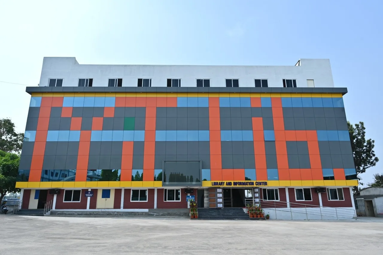 campus 4