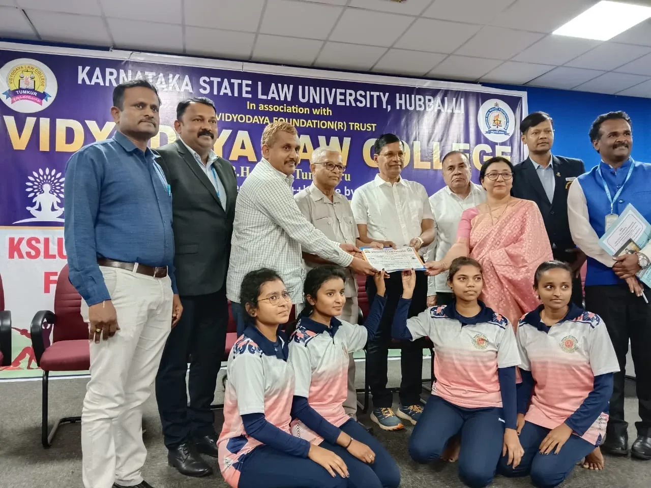 Our Students Participation In KSLU Intercollegiate Yoga Competetion — Bharat Ratna Shri Atal Bihari Vajpayee Law College