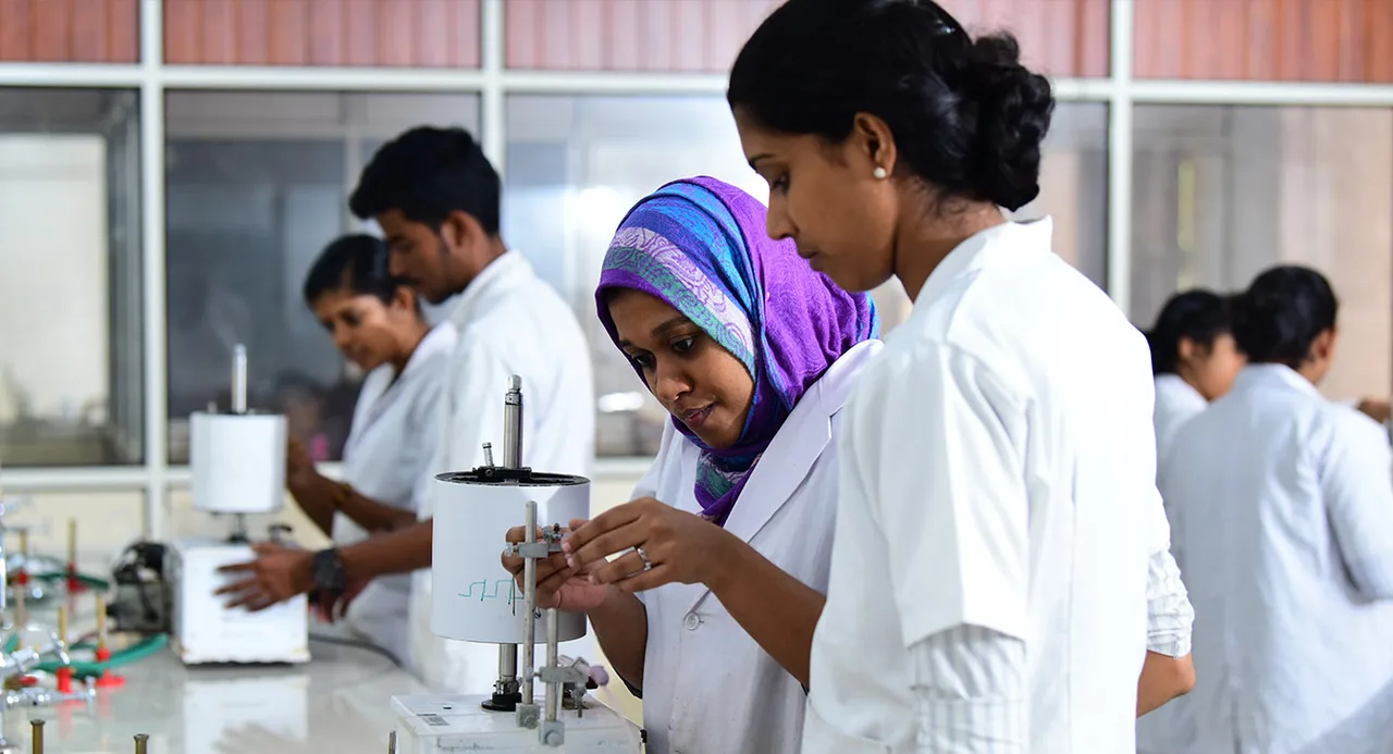 Thunchan Smaraka Public School — Ezhuthachan College of Pharmaceutical Sciences