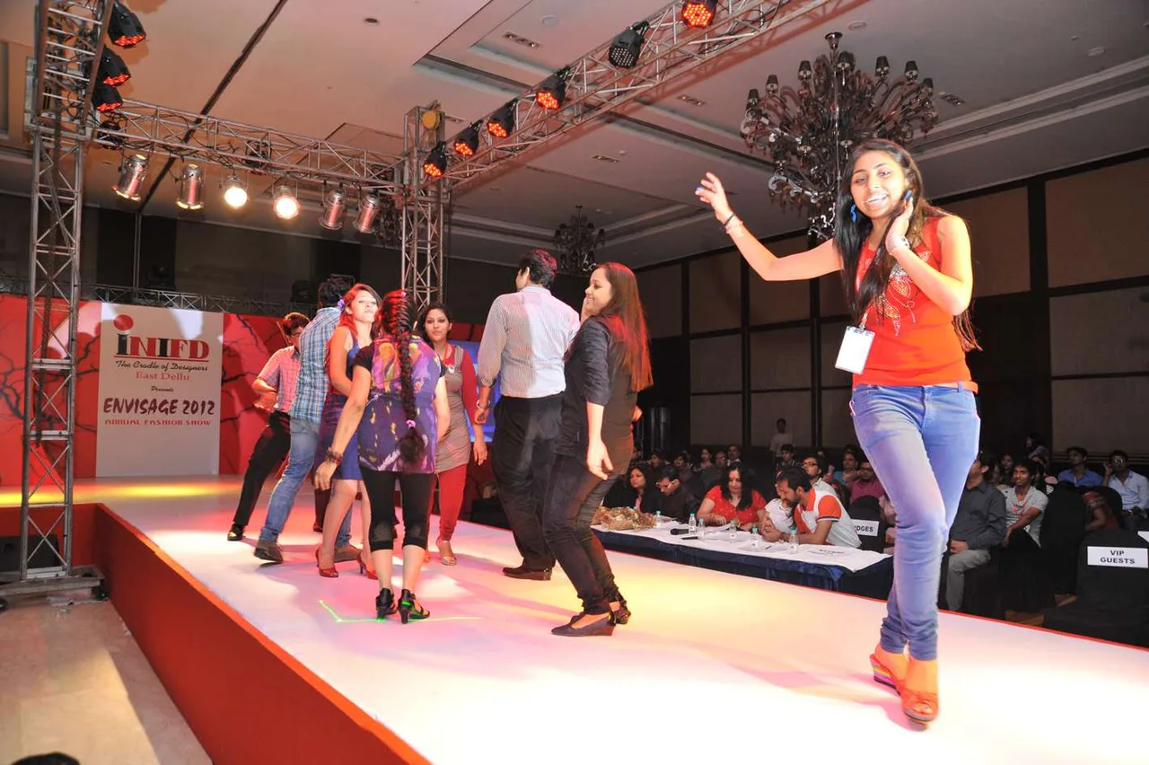 HIS 2012-1 — HSI – Hues & Styles Institute of Design & Management