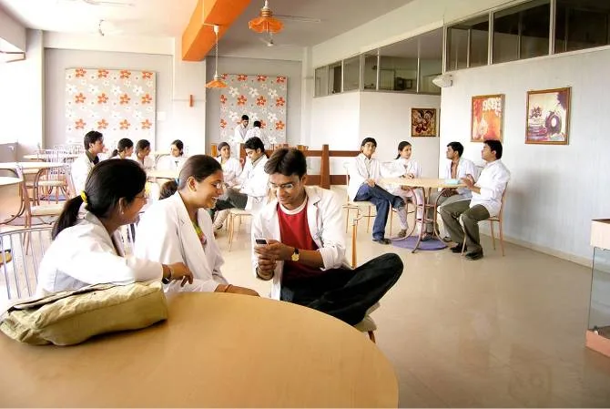 campus 6