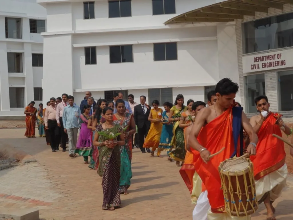 Escoring Guests to Main Stage — Shri Madhwa Vadiraja Institute of Technology and Management