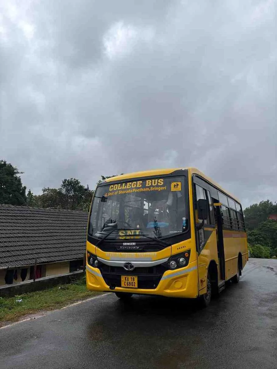 campus 8