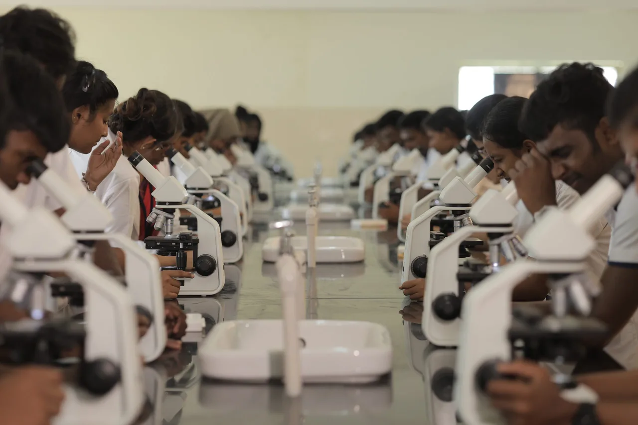 Physiology lab — Nandha Dental College & Hospital