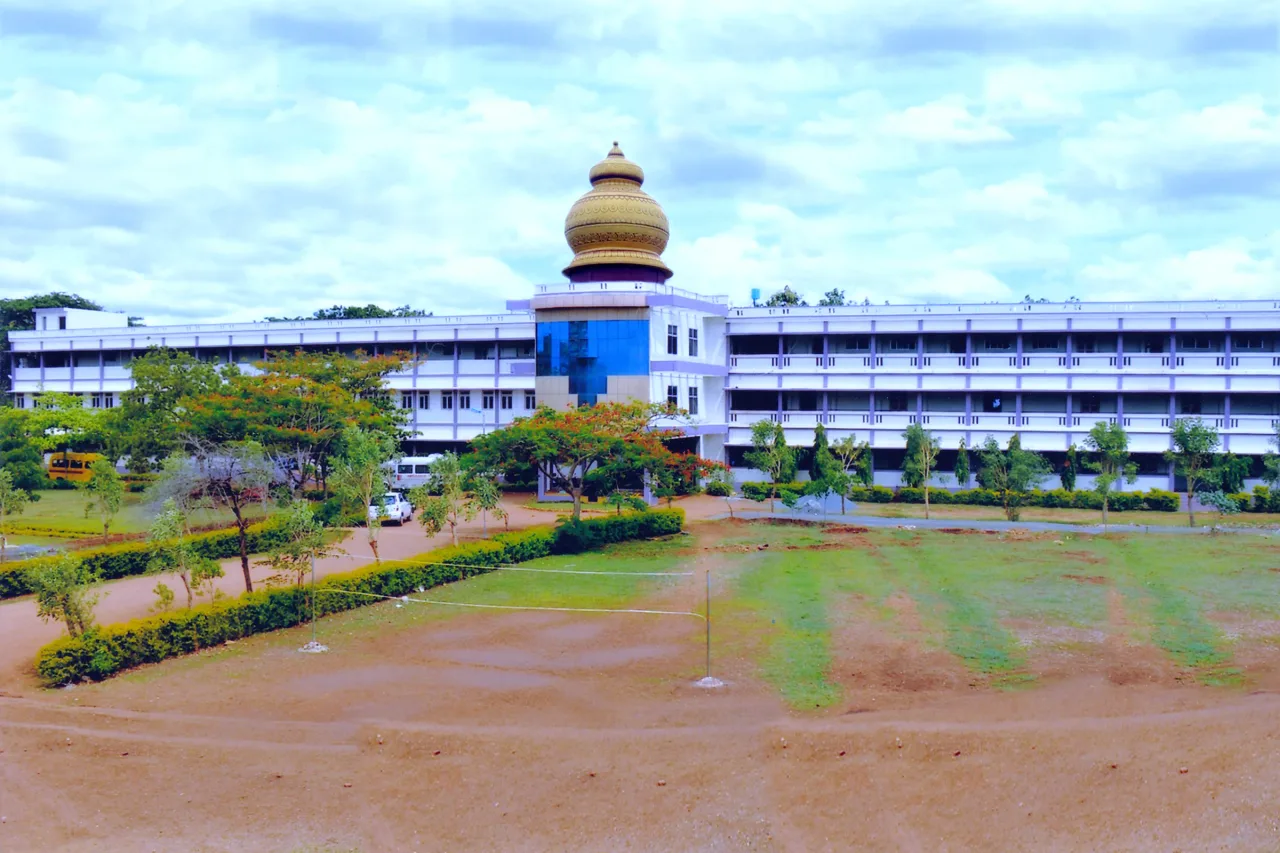 Sindagi Shantaveereshwar Ayurvedic Medical College campus — sindagi-shantaveereshwar-ayurvedic-medical-college-and-hospital-haveri