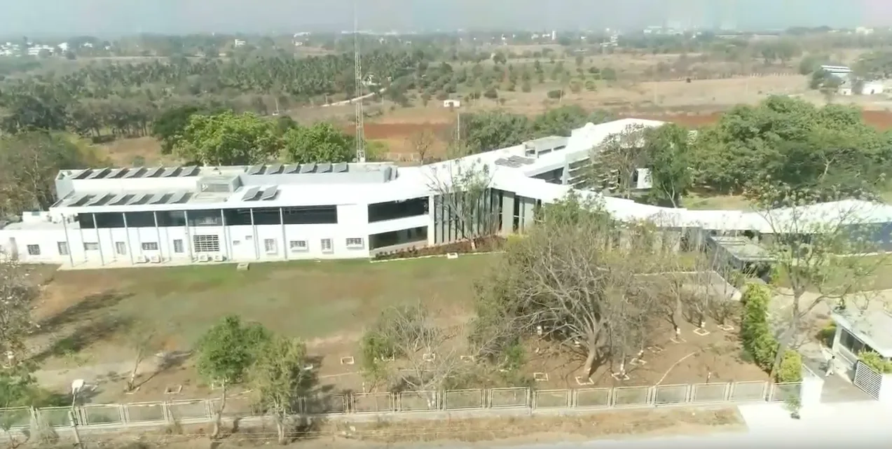 campus photo 2