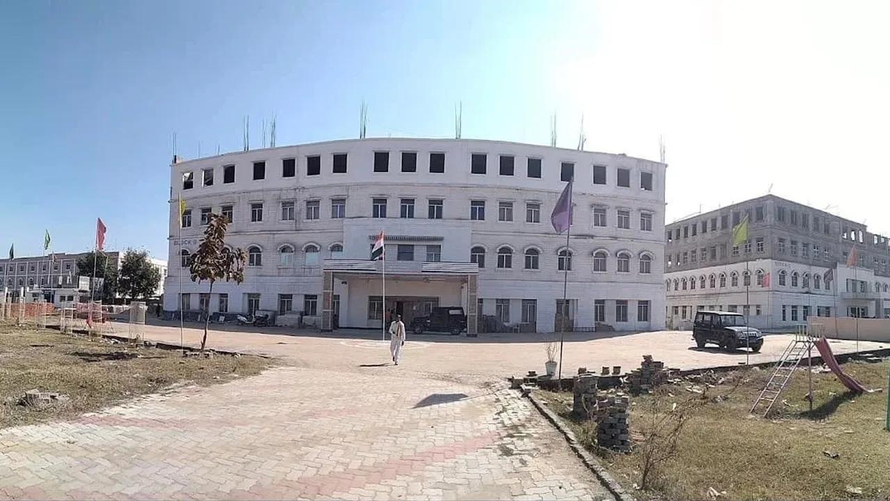 campus 8