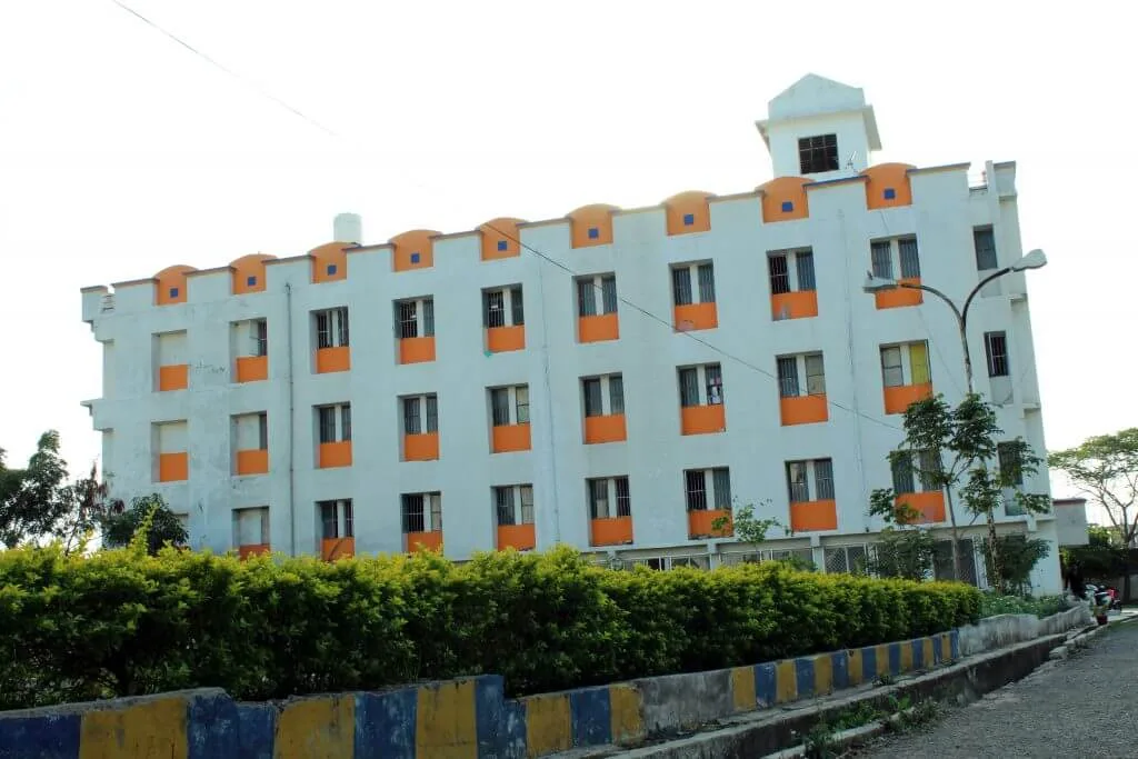 campus 6
