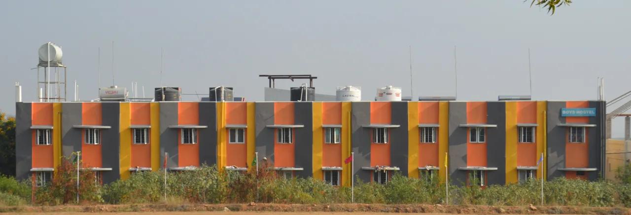 campus 8