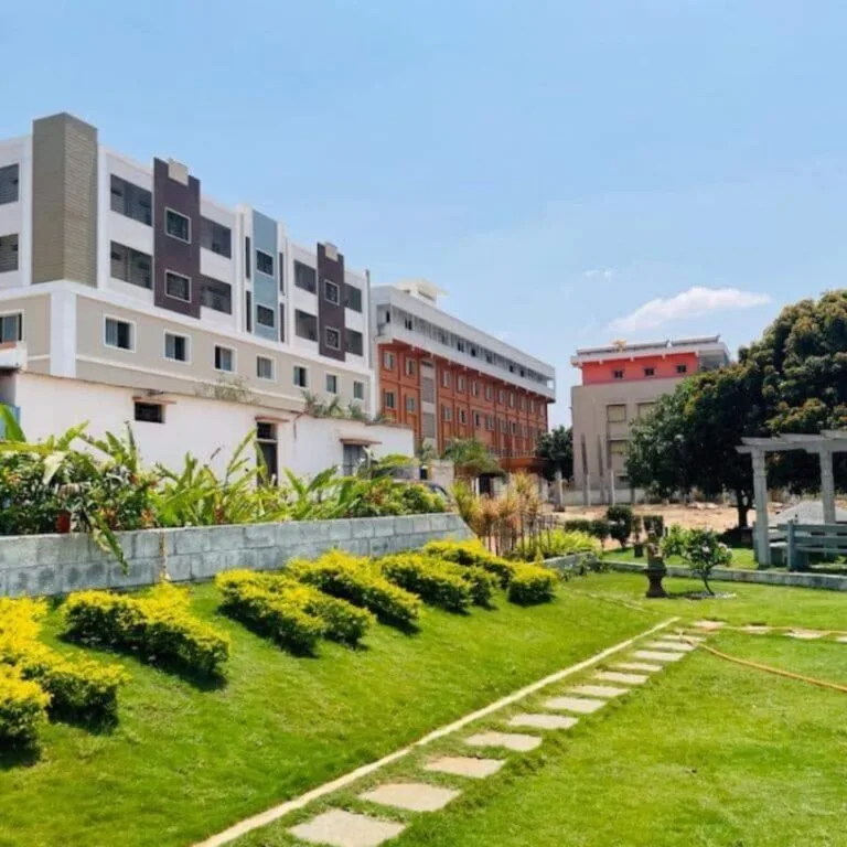 campus 4
