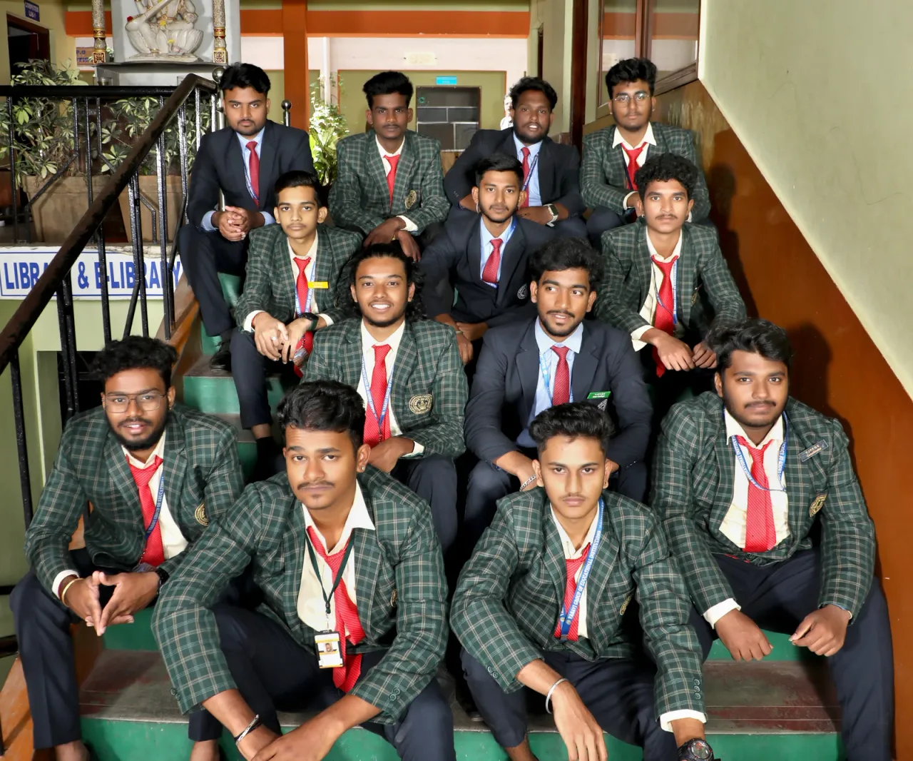 campus 8