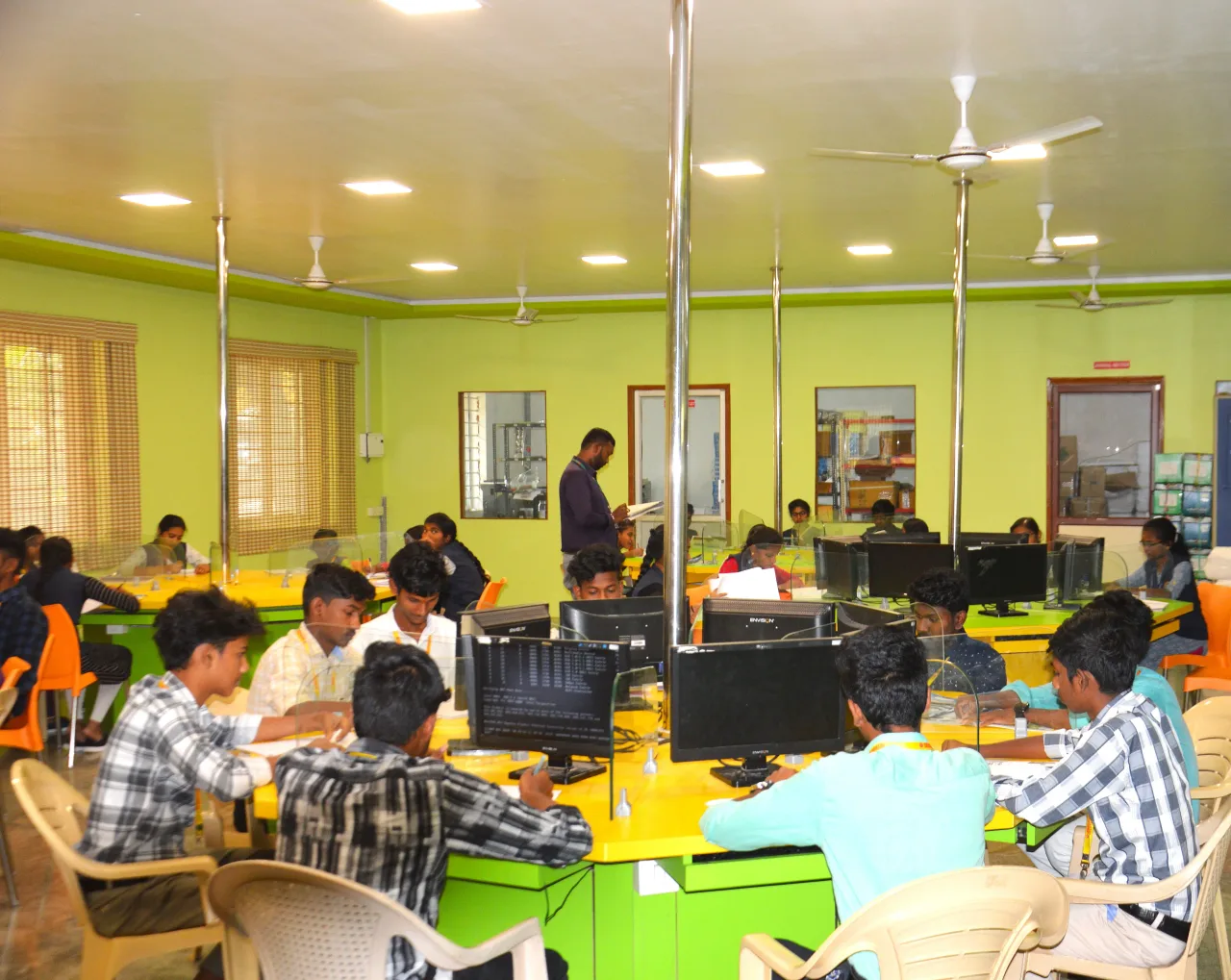 campus 4