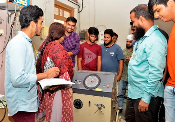 Transportation Engineering and Concrete Technology Laboratory — M.H. Saboo Siddik College of Engineering