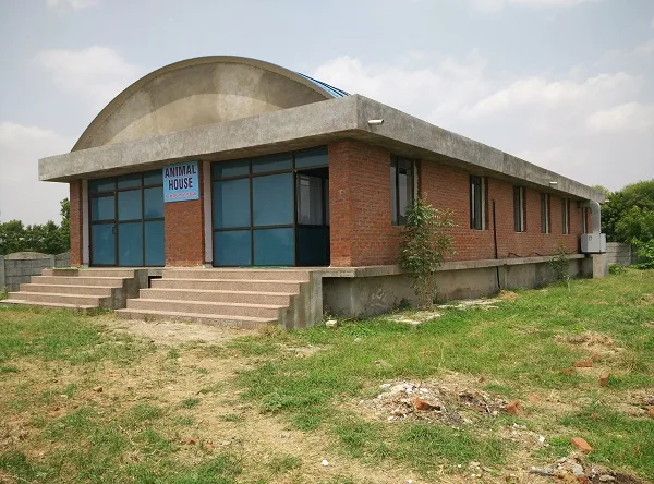 Cology - Animal House040219071930 — Shankersinh Vaghela Bapu Institute of Pharmacy