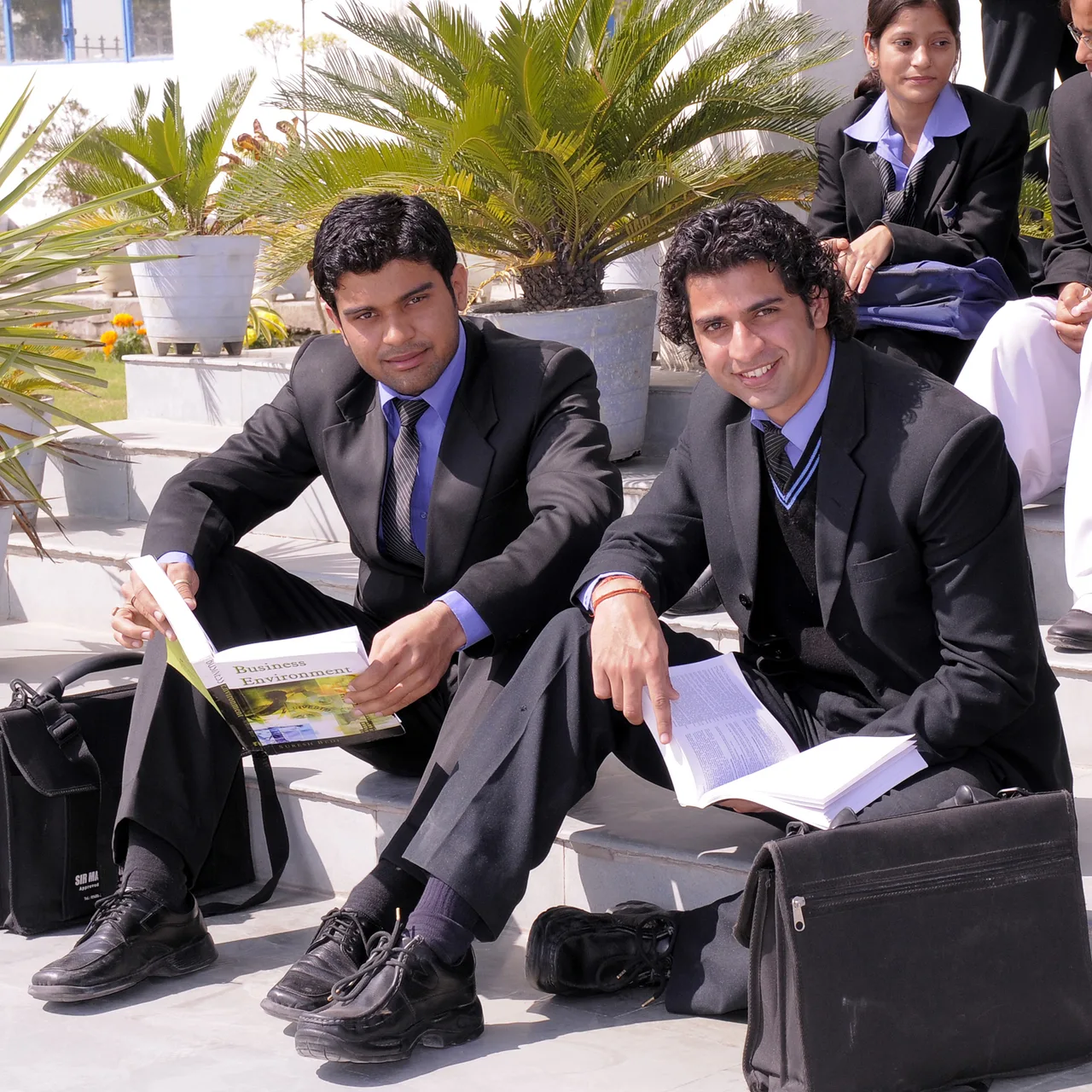 campus 7