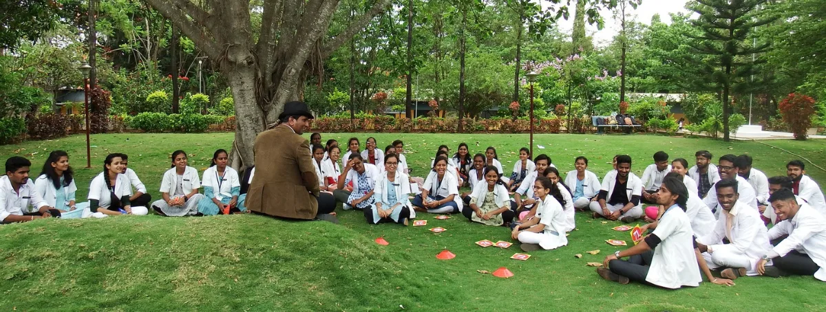 Rani Chennamma College of Pharmacy official campus/gallery image