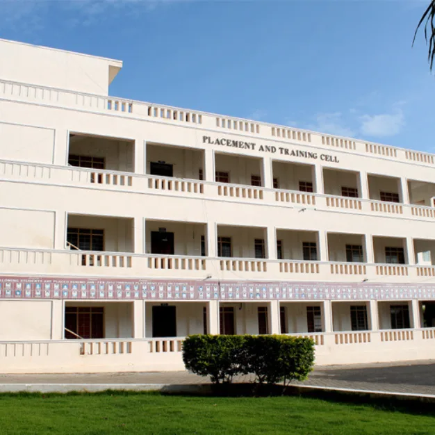 campus 4