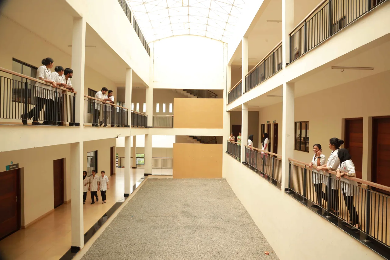 campus 4