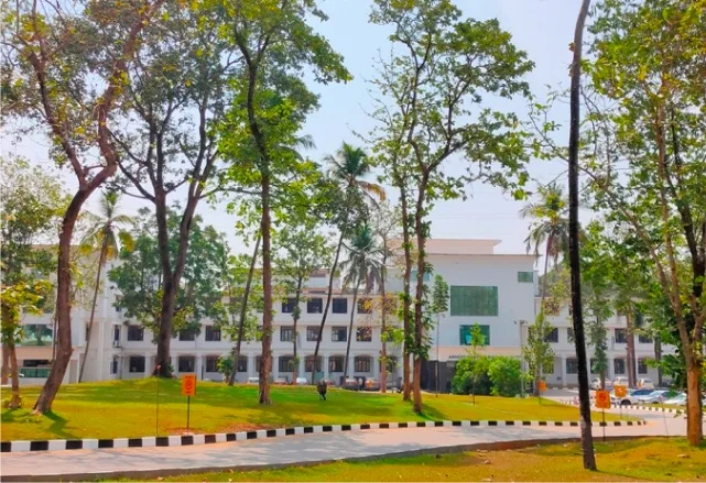 Green Img6 — Annoor Dental College & Hospital