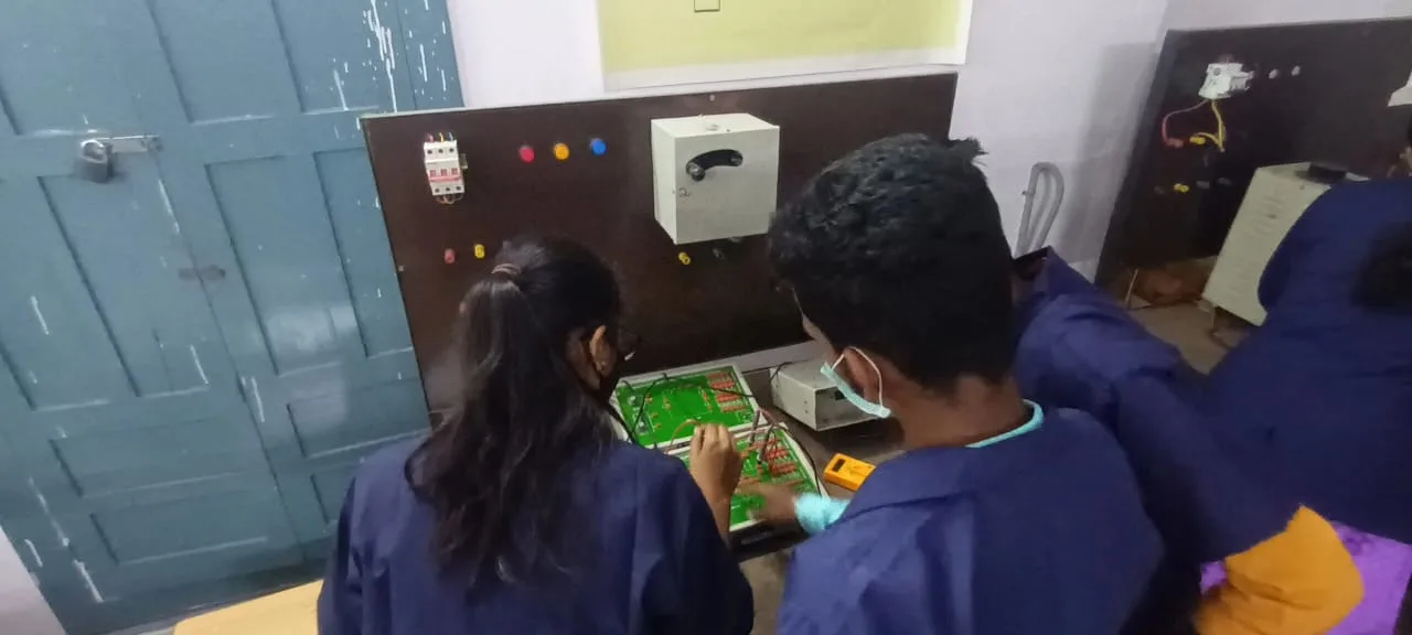 Soldering Station — CSI Wesley Institute of Technology and Sciences