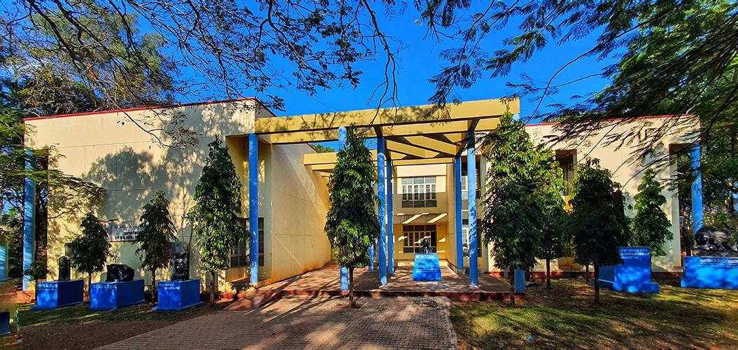 campus 4