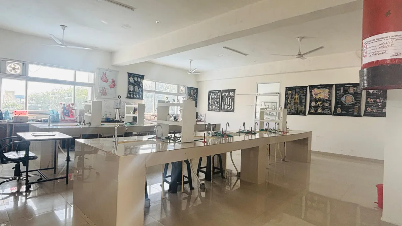 Library View 2 — Nova College of Pharmacy