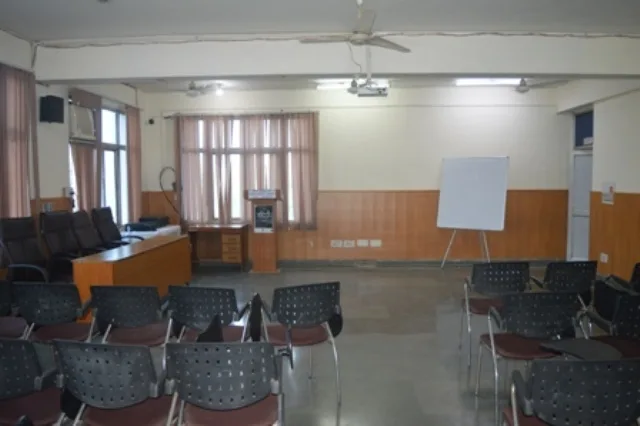 campus 4